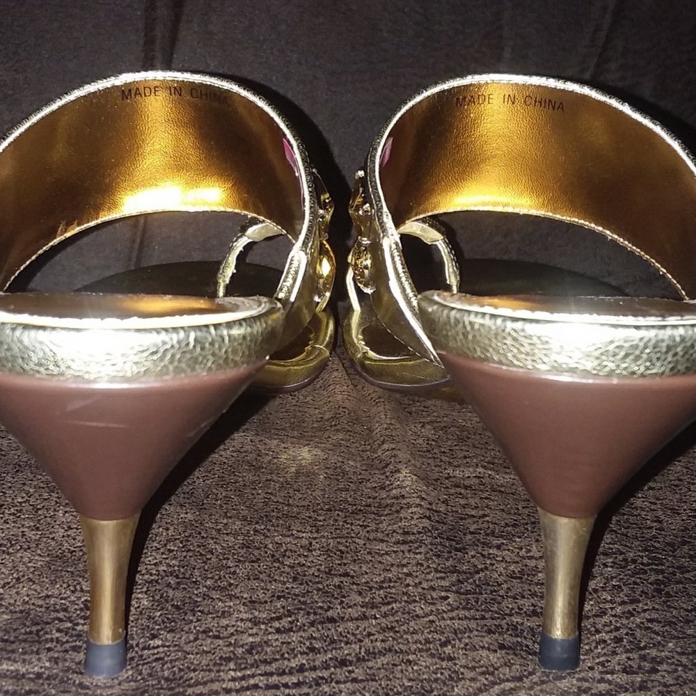 BABY PHAT ADORABLE RING TOE SANDALS